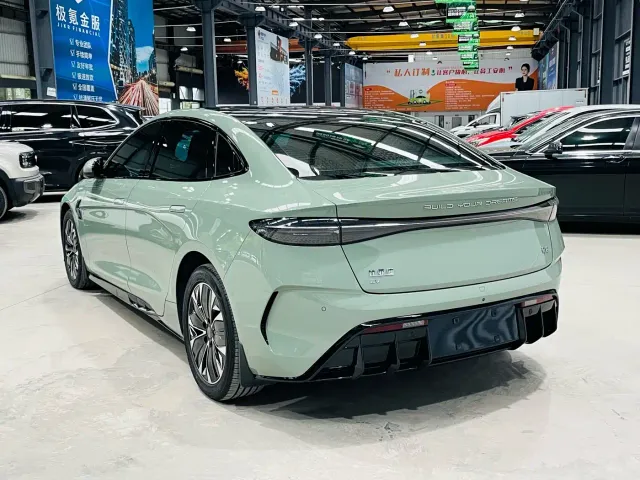 BYD Seal — Фото автомобиля 6
