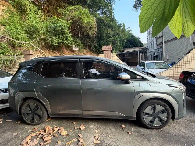 GAC Aion Y — Фото автомобиля 4