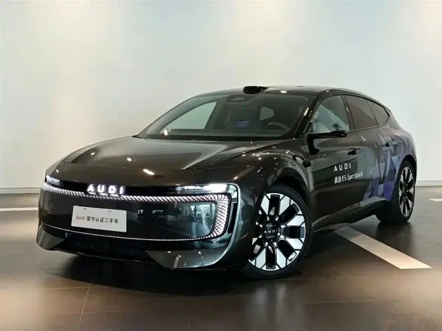 Фотография автомобиля — Audi E5 Sportback