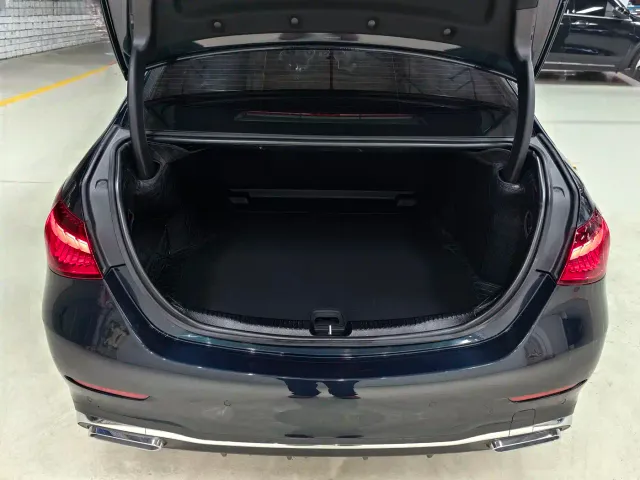Mercedes-Benz C-Class — Фото автомобиля 10