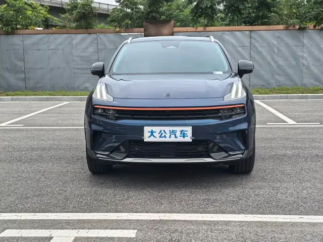 Lynk & Co Lynk & Co 06 2020 1.5T Halo — Фото автомобиля 2