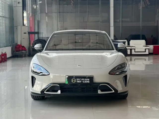 Xiaomi SU7 — Фото автомобиля 2