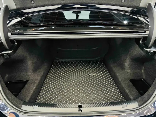 BMW 5 Series — Фото автомобиля 8