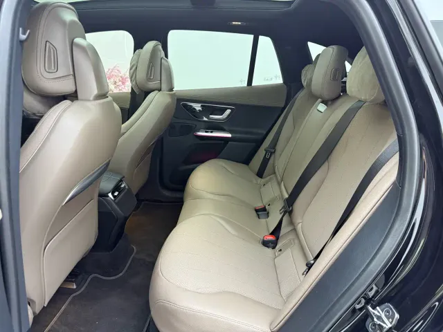 Mercedes-Benz EQE SUV — Фото автомобиля 18