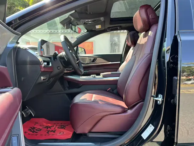 Cadillac XT5 — Фото автомобиля 5