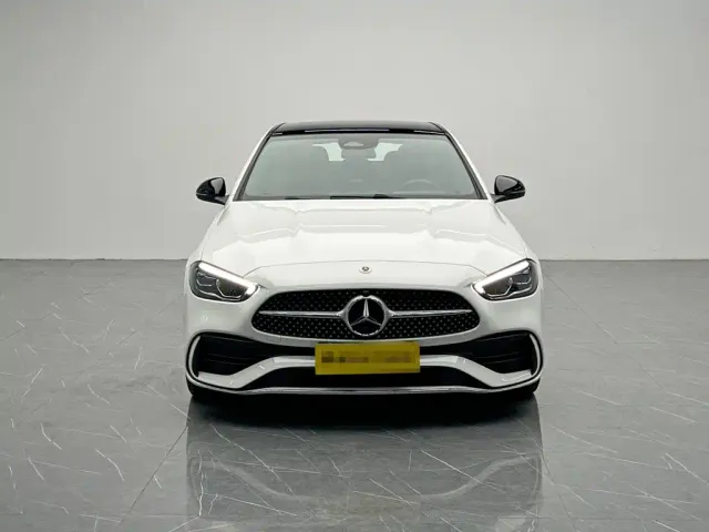 Mercedes-Benz C-Class — Фото автомобиля 2