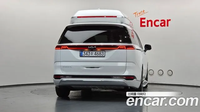 Kia Carnival 4th Gen — Фото автомобиля 4