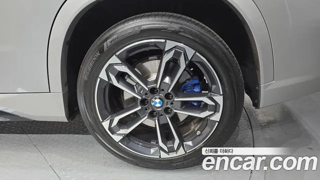 BMW X1 U11 — Фото автомобиля 6
