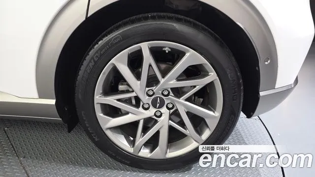 Genesis GV60 — Фото автомобиля 21