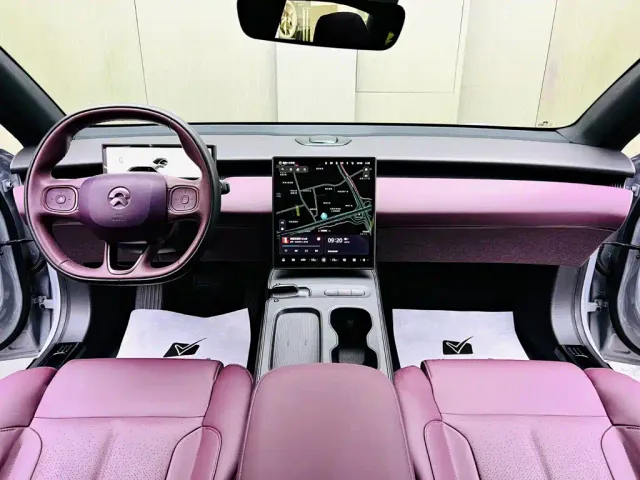 Nio ET5 — Фото автомобиля 9