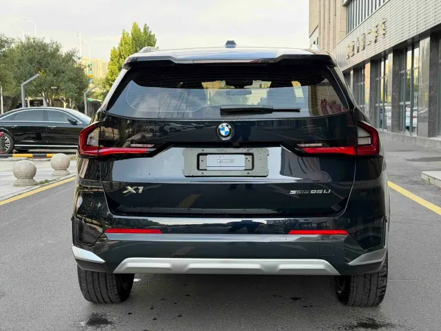 BMW X1 — Фото автомобиля 5