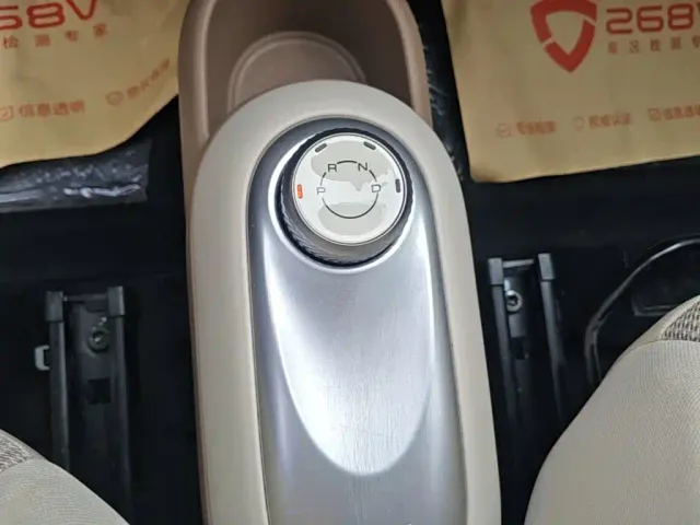 Wuling Hongguang Mini EV — Фото автомобиля 13