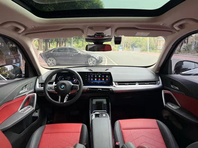 BMW X1 — Фото автомобиля 5