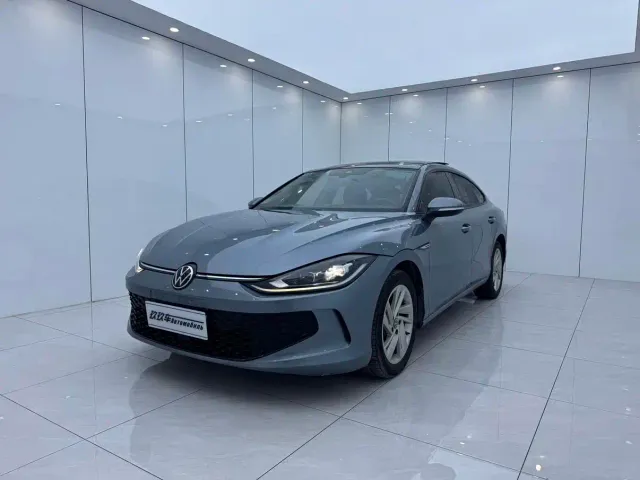 Фотография автомобиля — Volkswagen Lamando