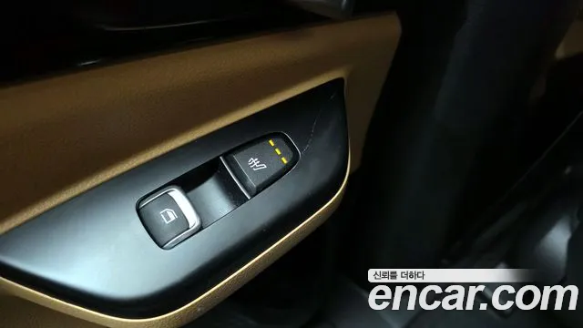 Kia Canival Carnival 4 поколение Бензин 9 мест Prestige — Фото автомобиля 18