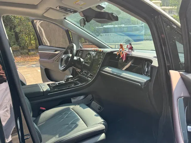 GAC Trumpchi E8 — Фото автомобиля 5