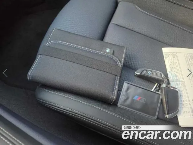 BMW 8 Series G15 — Фото автомобиля 9