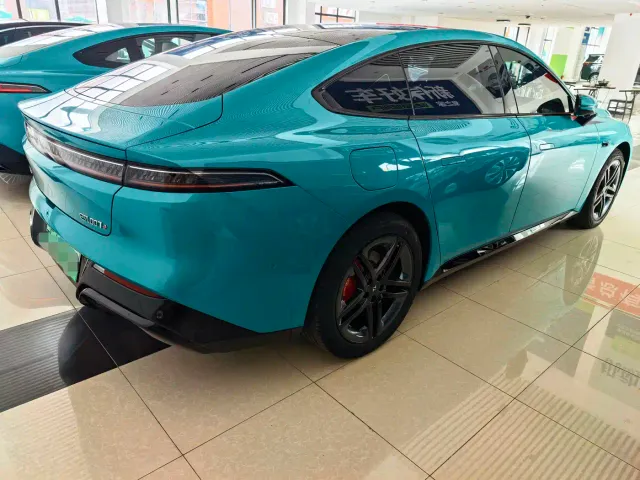 Dongfeng eπ 007 — Фото автомобиля 17