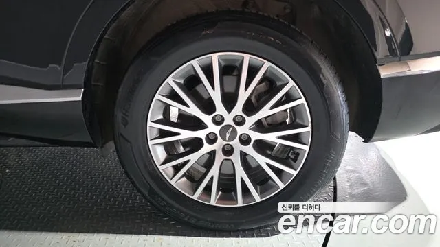 Genesis GV80 — Фото автомобиля 6