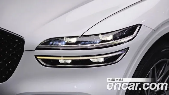 Genesis GV70 — Фото автомобиля 21