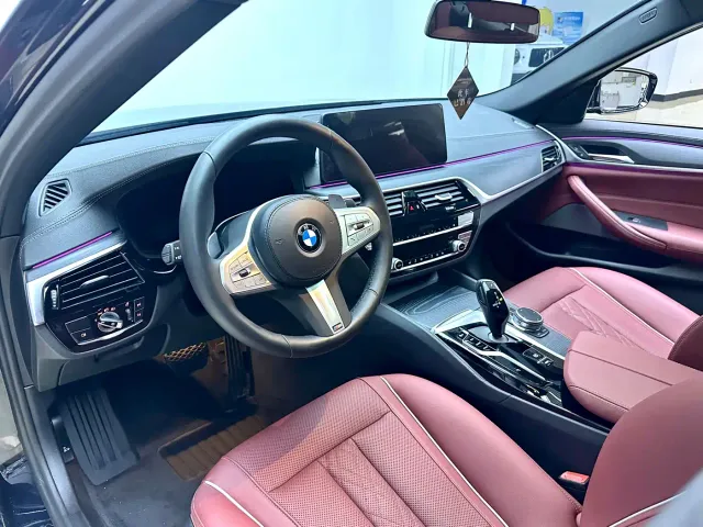BMW 5 Series — Фото автомобиля 9