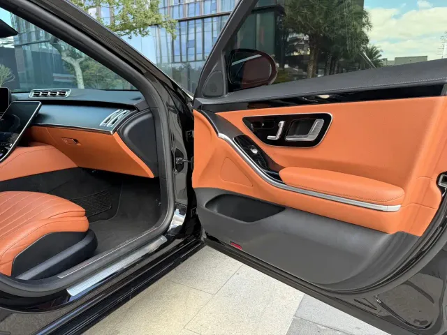 Mercedes-Benz S-Class — Фото автомобиля 13