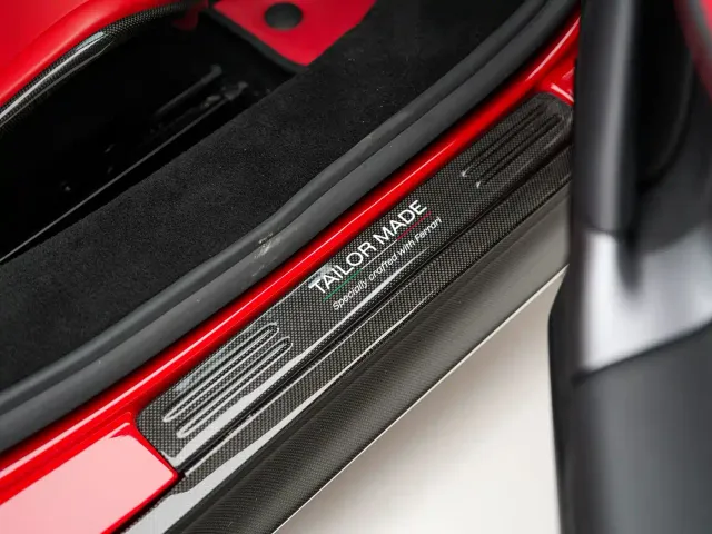 Ferrari SF90 — Фото автомобиля 23