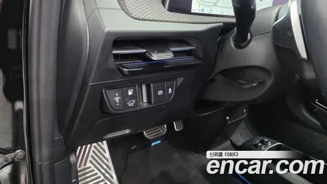 Kia EV6 — Фото автомобиля 28
