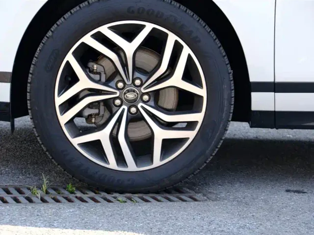 Land Rover Range Rover Evoque — Фото автомобиля 8