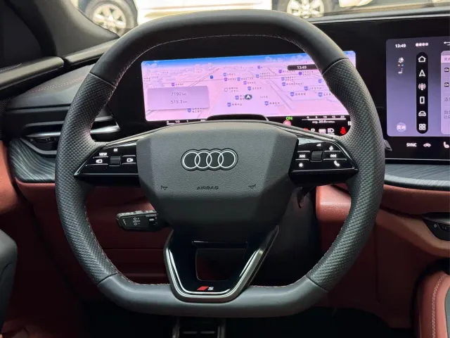 Audi Q5L — Фото автомобиля 16