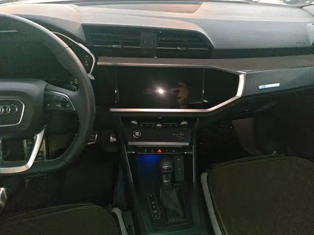 Audi Q3 — Фото автомобиля 12