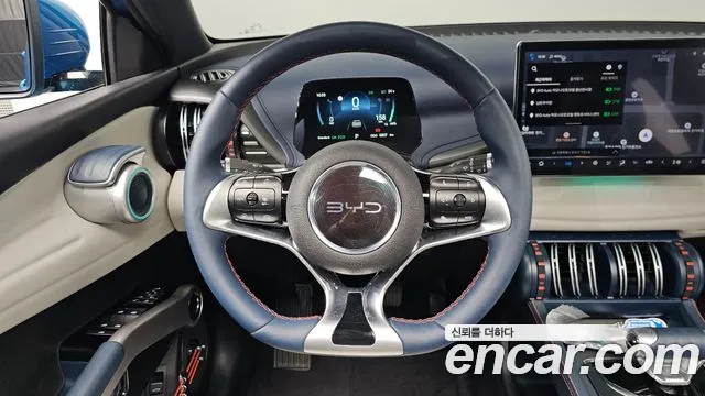 BYD Atto 3 — Фото автомобиля 11