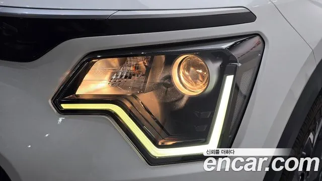 Kia Niro — Фото автомобиля 21