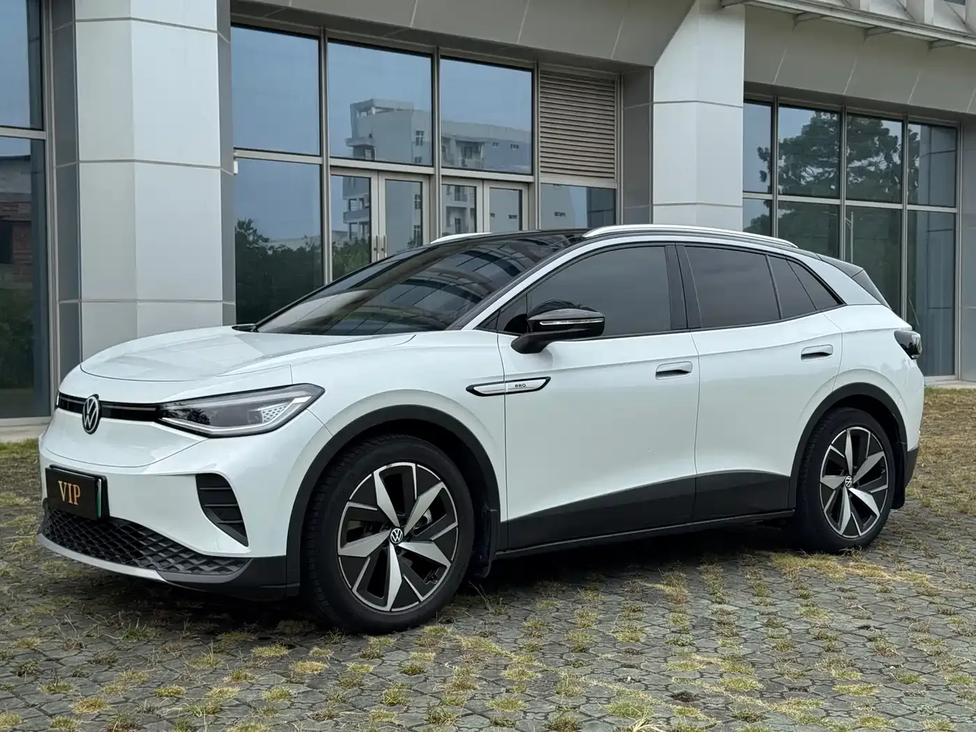 Фотография автомобиля — Volkswagen ID.4 CROZZ