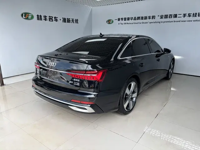 Audi A6L — Фото автомобиля 5