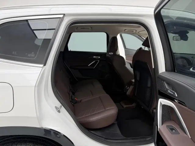 BMW X1 — Фото автомобиля 10