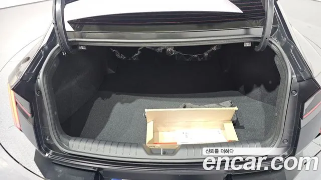 Hyundai Avante (CN8) — Фото автомобиля 17