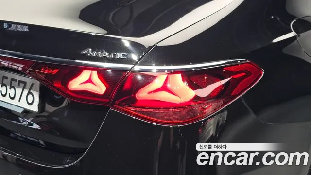 Mercedes-Benz E-Class E-класс W214 E300 4MATIC Exclusive — Фото автомобиля 23