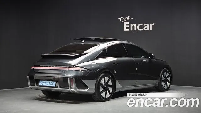 Hyundai Ioniq 6 — Фото автомобиля 2