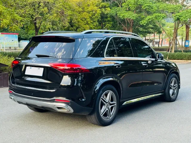 Mercedes-Benz GLE-Class — Фото автомобиля 6