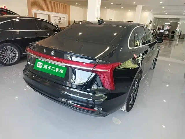 Hongqi H5 PHEV — Фото автомобиля 6