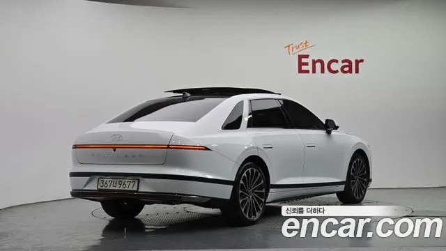 Hyundai Grandeur GN7 — Фото автомобиля 2