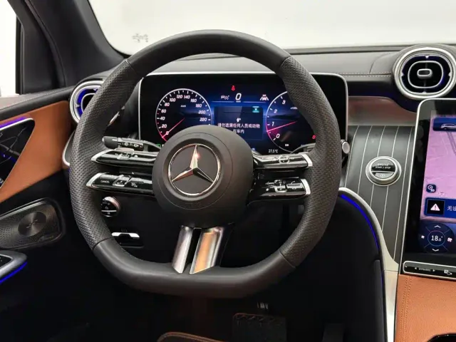 Mercedes-Benz GLC-Class — Фото автомобиля 12