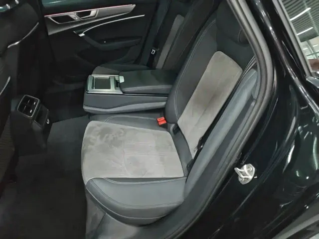 Audi A6L — Фото автомобиля 16