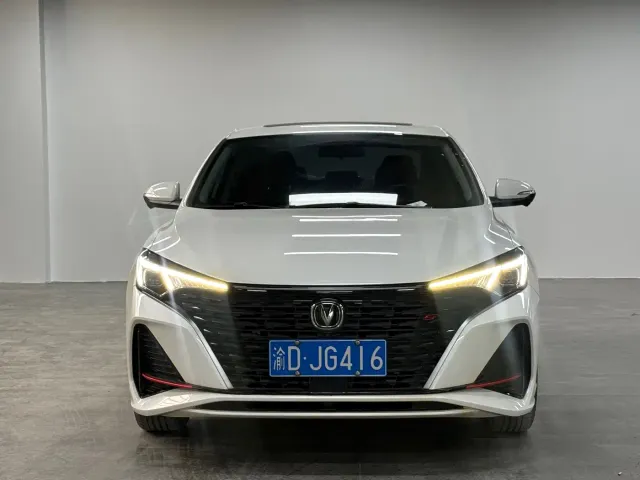 Changan Eado — Фото автомобиля 2