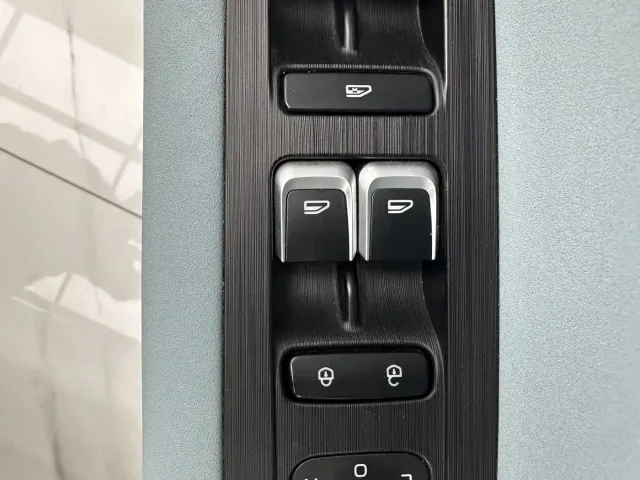 Geely Emgrand S — Фото автомобиля 12