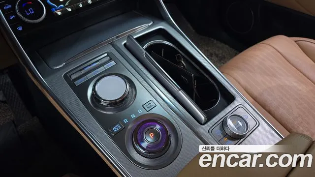 Genesis GV80 — Фото автомобиля 12