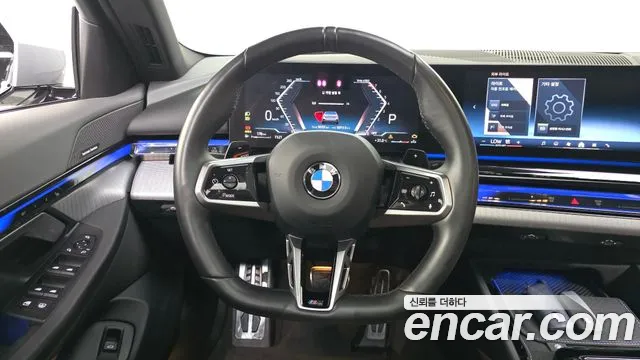 BMW 5-Series 5 серия (G60) 530i xDrive M Sport — Фото автомобиля 12