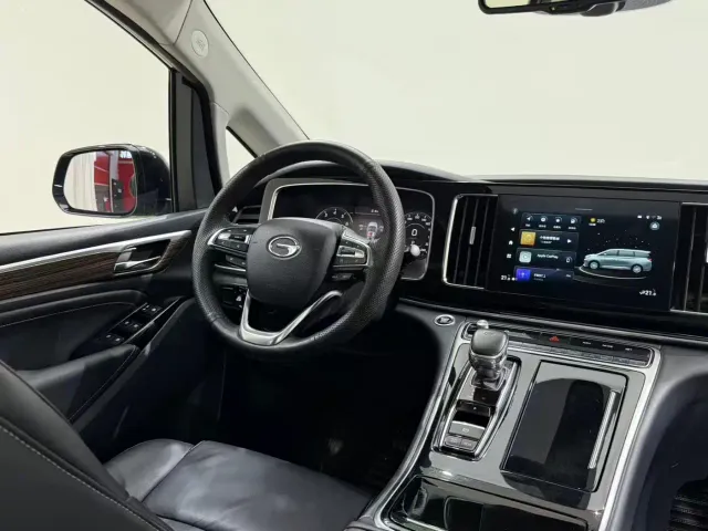 GAC Trumpchi M8 — Фото автомобиля 7
