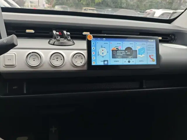 Wuling Hongguang Mini EV — Фото автомобиля 12